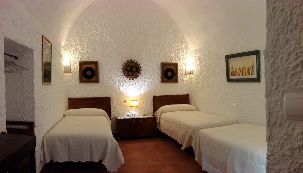 Cuevas La Cocinillas Graena Bagian luar foto